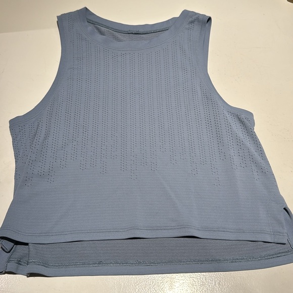 Lululemon Tank Tops in Pink & Blue x 2! - Picture 5 of 7